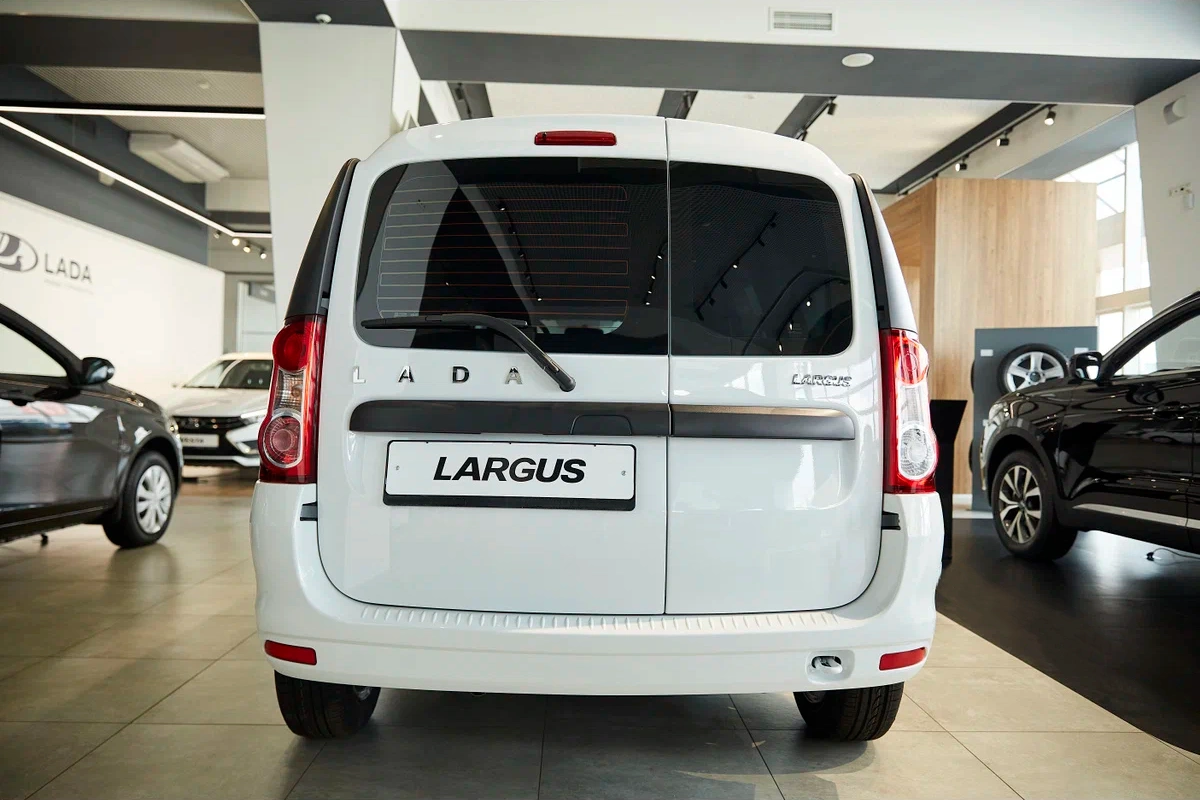 Lada Largus в Екатеринбург - фото №4